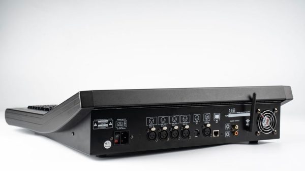 Цифровая консоль управления Exell Lighting EXLCONSOL4 — изображение 4