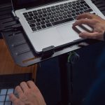 Подставка для ноутбука и контроллера Gravity LTS T 01 — изображение 16