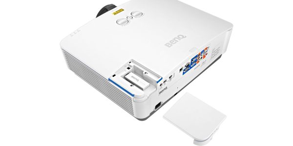Инсталляционный проектор BenQ LH770 — изображение 3