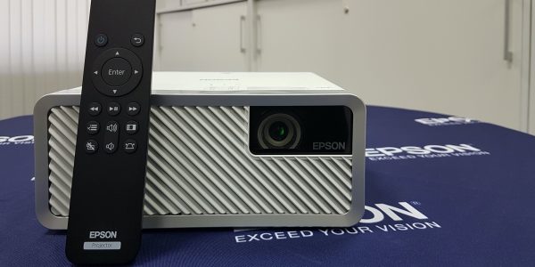 Проектор для жилой комнаты Epson EF-100W — изображение 4