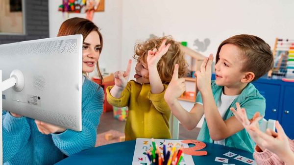Мобильная интерактивная панель EDFLAT MOBISCREEN NOVA 32 EDF 32 MP02/W — изображение 3
